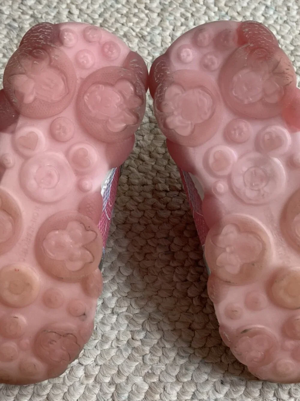 LIGHT UP Disney Minnie Mouse Little Girl’s Size 7 Sneakers Shoes Kids - Picture 12 of 12